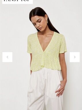 Aila Blue Pansy Top